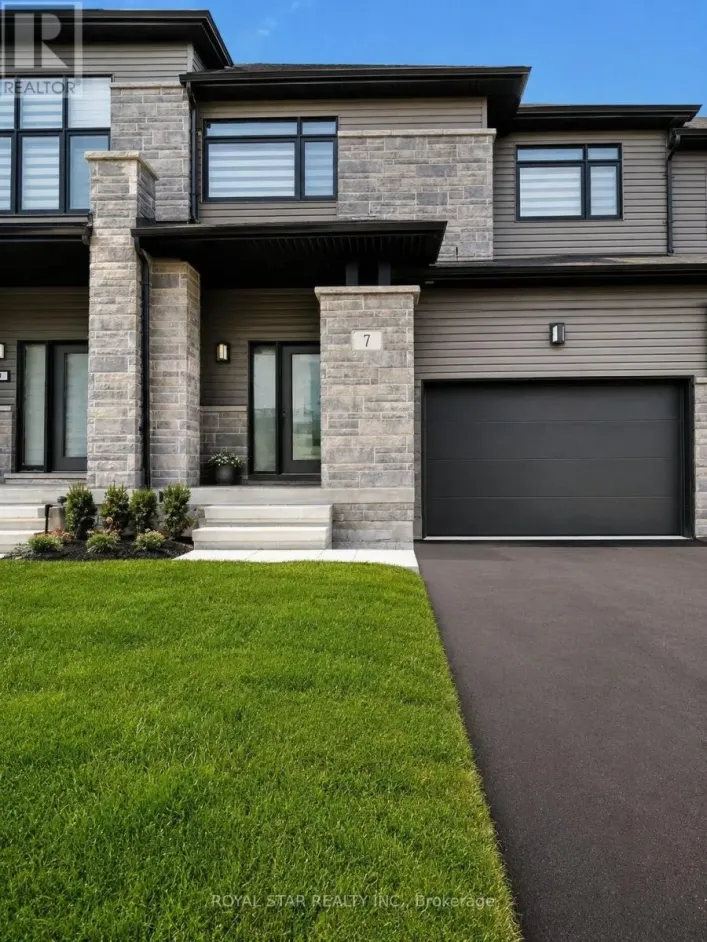 7 FEDERICA CRESCENT, Wasaga Beach