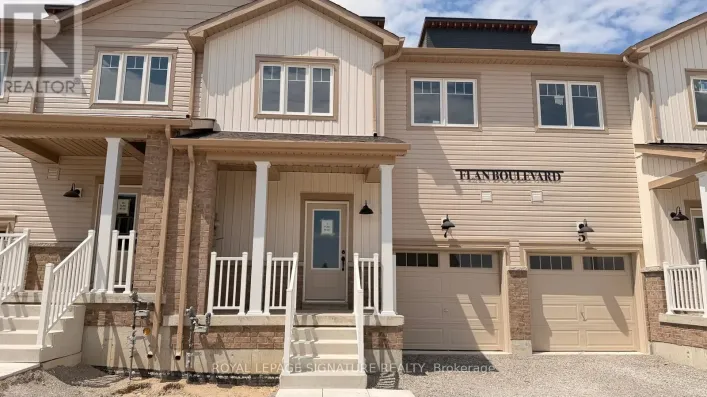 7 FLAN BOULEVARD, Barrie
