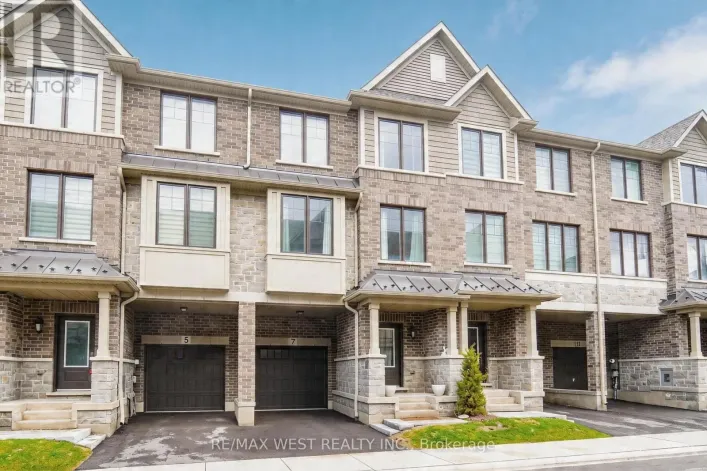 7 FOLCROFT STREET W, Brampton