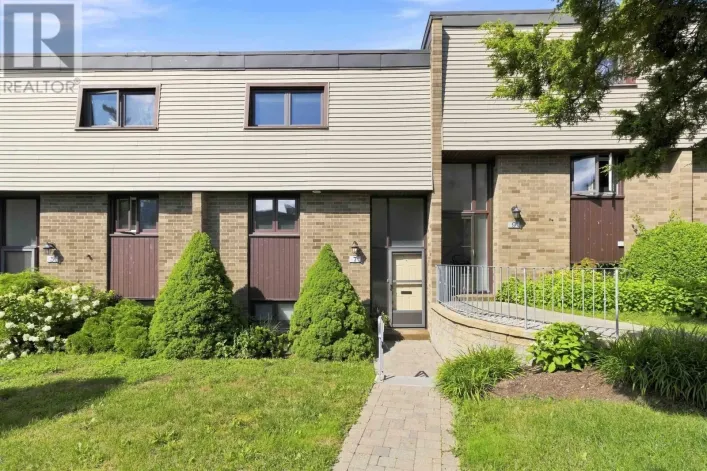 7 Forestside Crescent, Halifax