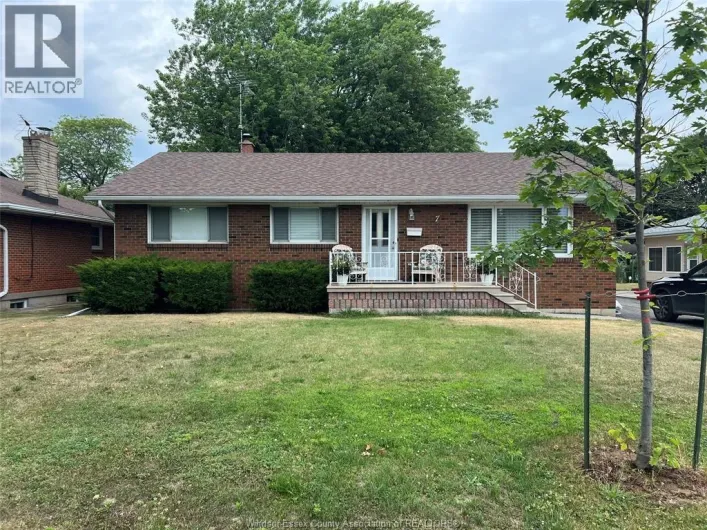 7 GLADSTONE AVENUE, Leamington