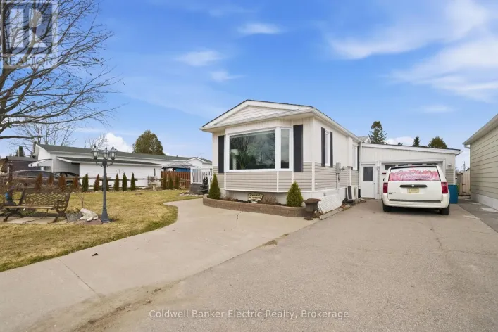7 HOMEWOOD AVENUE, Kawartha Lakes