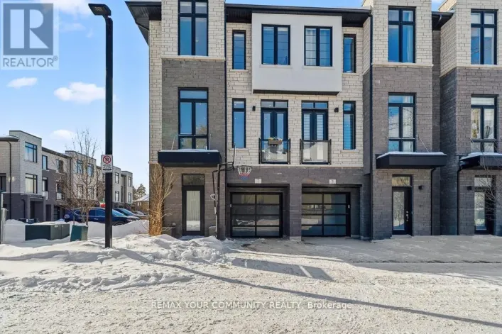 7 HOWICK LANE, Richmond Hill