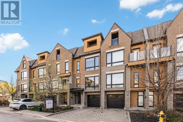 7 KENNETH WOOD CRESCENT, Toronto