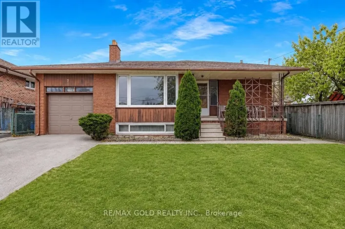 7 LARCHMERE AVENUE, Toronto