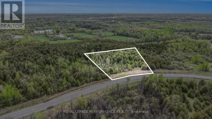 7 MCDONELL CRESCENT, Ottawa