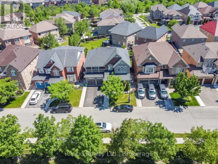 7 MERRITTONIA STREET, Brampton