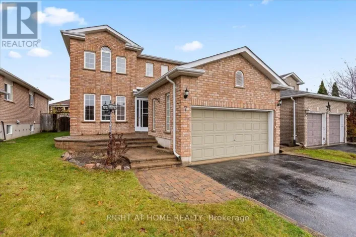 7 MICHAEL CRESCENT, Barrie