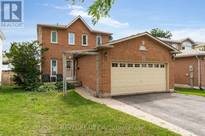 7 PENTON DRIVE, Barrie