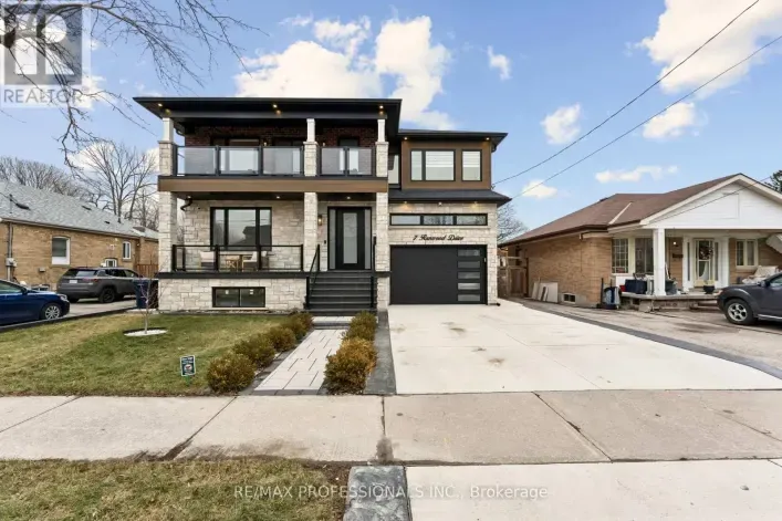 House for sale: 7 RANWOOD DRIVE, Toronto