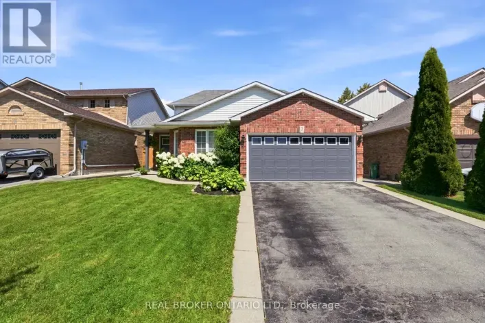 7 ROCKHAVEN LANE, Hamilton