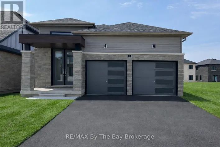 7 ROSANNE CIRCLE, Wasaga Beach