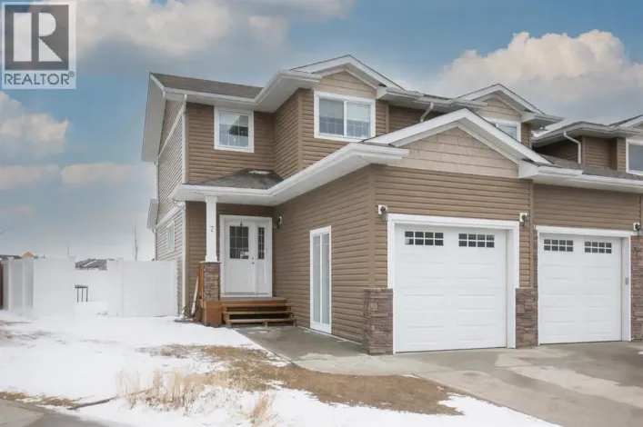 7 Rowberry Court, Sylvan Lake