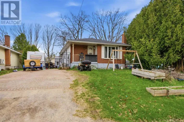7 Schurm AVE, Blind River