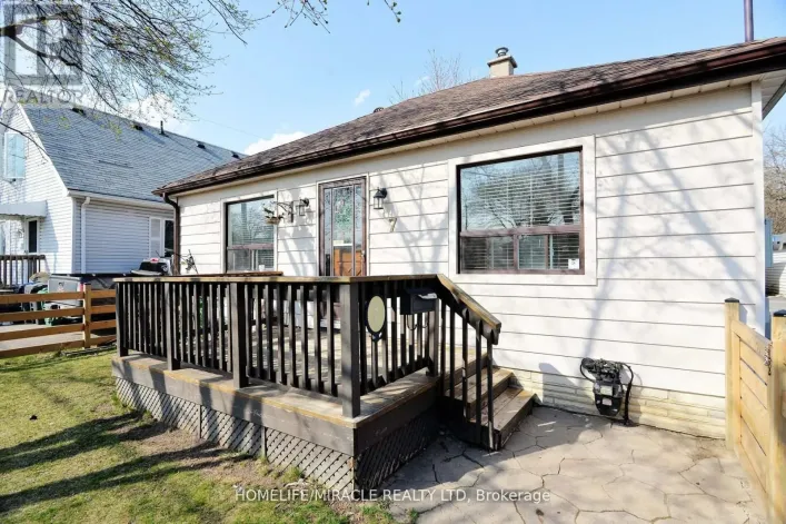 7 SOPHIA STREET, Brampton