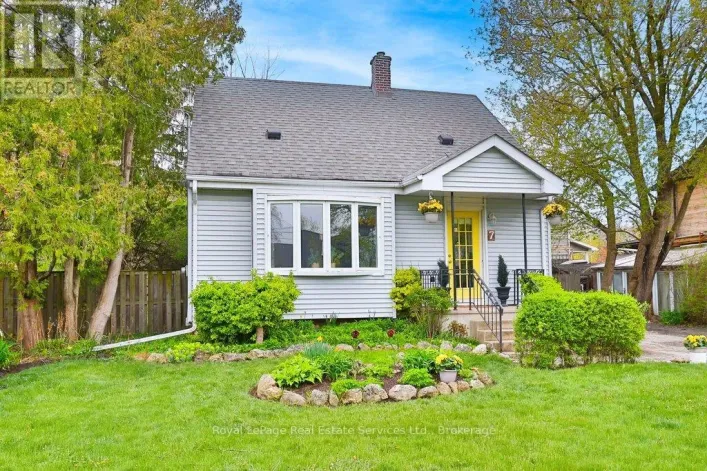 7 STEWART STREET, Oakville