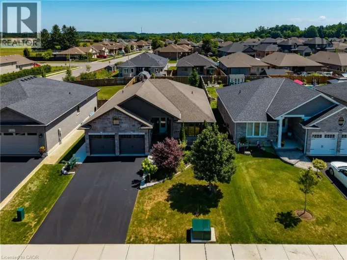 7 STONEBRIDGE Place, Simcoe