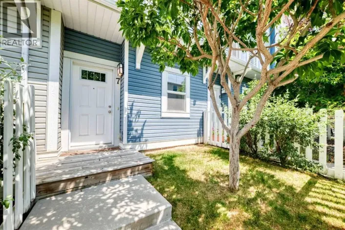 7 Stonehouse Crescent NW, High River