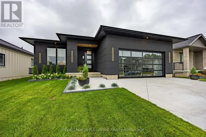 7 SYCAMORE DRIVE, Tillsonburg