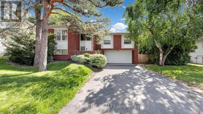 House for sale: 7 THE LINKS ROAD, Toronto