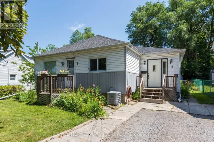 7 VALLEYVIEW CRESCENT, Belleville