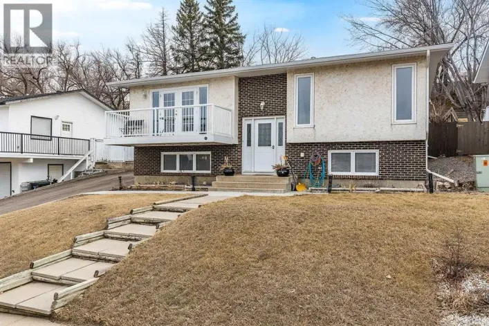 7 Valleyview Drive SW, Medicine Hat