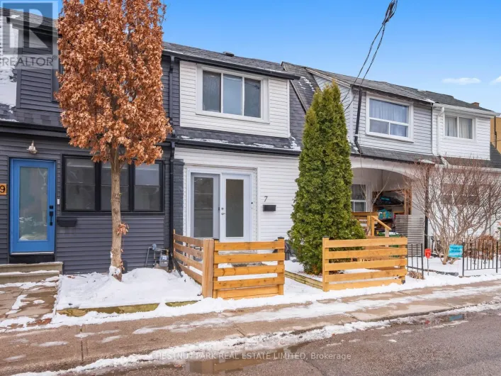 7 WEYMOUTH AVENUE, Toronto