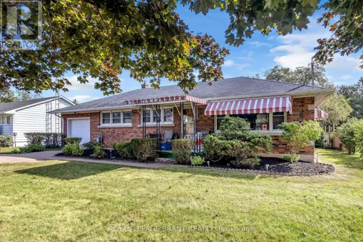 7 WILLOWDALE STREET, Brant