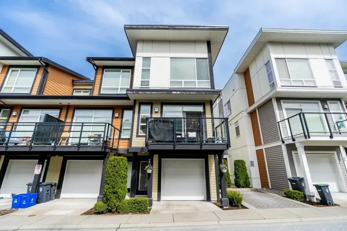 70 20857 77A AVENUE, Langley
