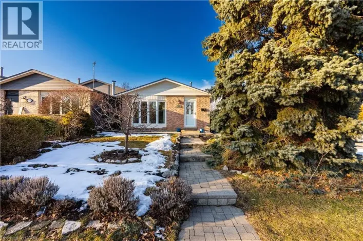 70 ATHENIA Drive, Stoney Creek