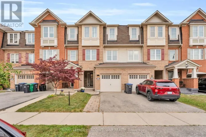 Row / Townhouse for sale: 70 BETTERTON CRESCENT, Brampton