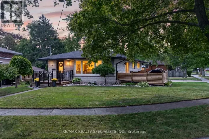 70 DUNCAIRN AVENUE, Kitchener