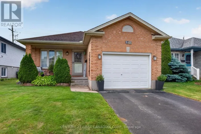 70 JUNIPER CRESCENT, Strathroy-Caradoc