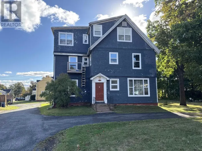 70 Longworth Avenue, Charlottetown