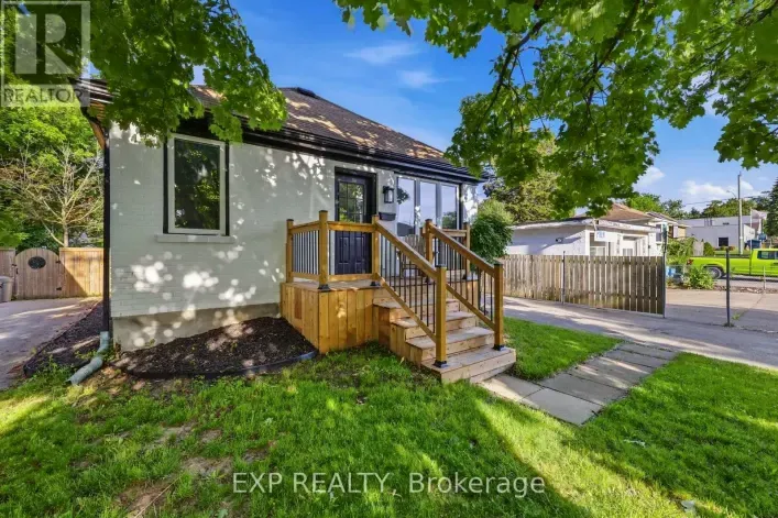 House for sale: 70 MACKAY AVENUE, London South