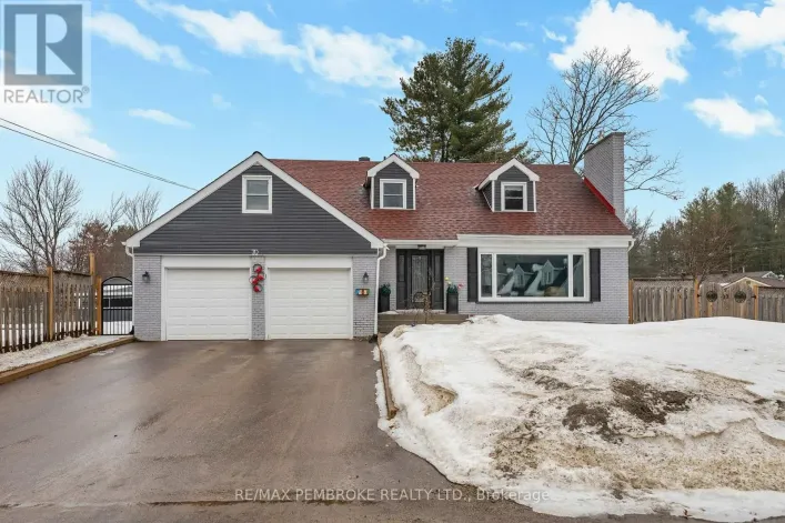 70 MARY STREET, Petawawa