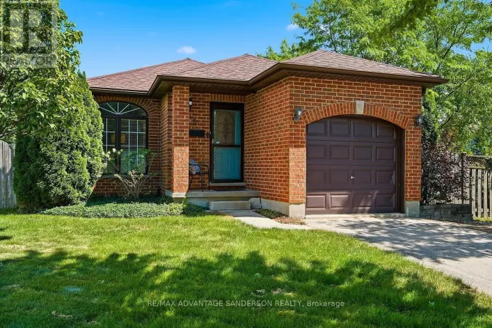 House for sale: 70 MAXINE COURT, Middlesex Centre