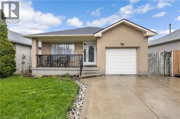 70 OSSINGTON Drive, Hamilton