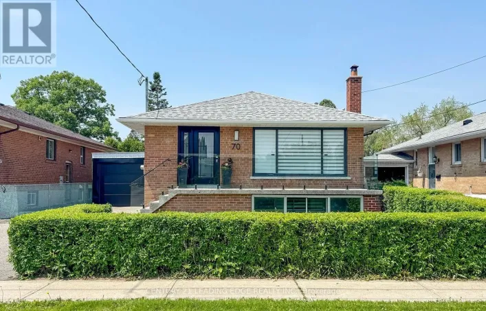 70 WEXFORD BOULEVARD, Toronto