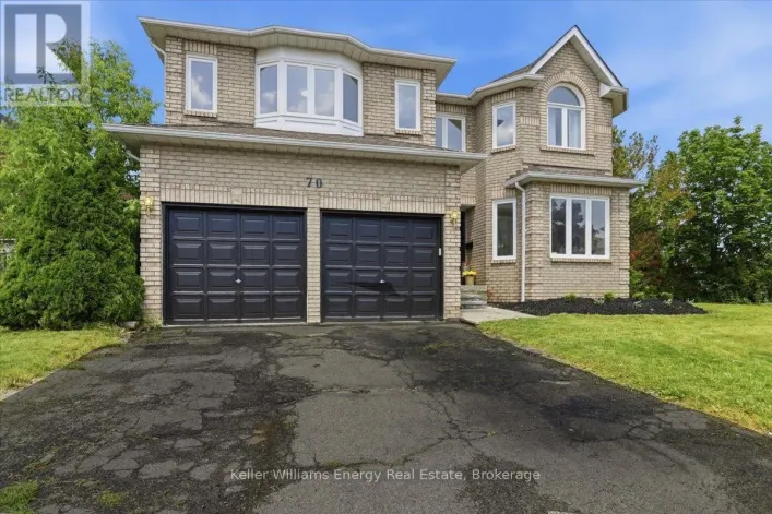 70 WILLOWBROOK DRIVE, Whitby
