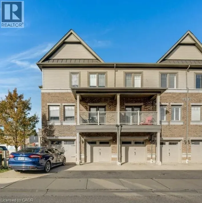 70 WILLOWRUN Drive Unit# E7, Kitchener
