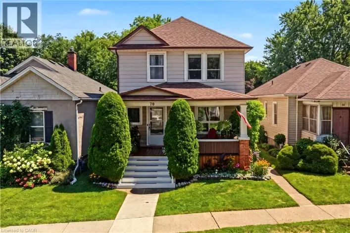 House for sale: 70 WOODLAND Avenue, St. Catharines