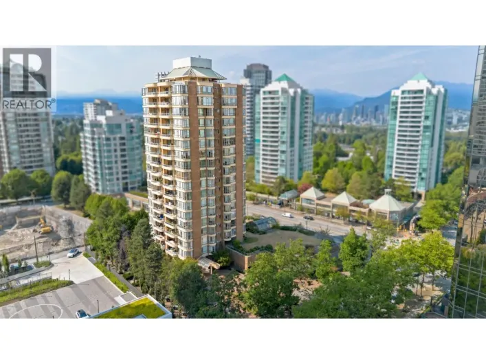 700 5967 WILSON AVENUE, Burnaby
