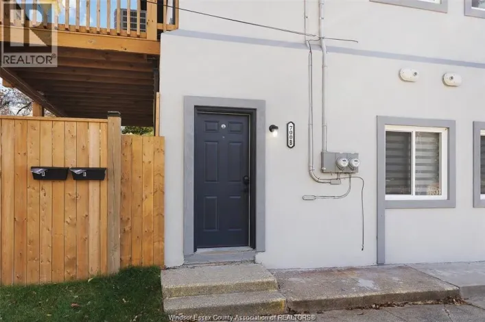 700 BROCK Unit# B, Windsor