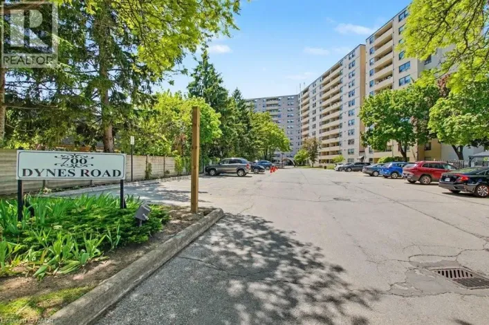 700 DYNES Road Unit# 217, Burlington