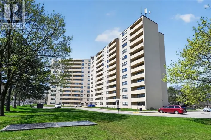 700 DYNES Road Unit# 904, Burlington