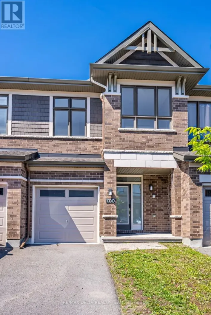 700 GUARDIAN GROVE, Ottawa
