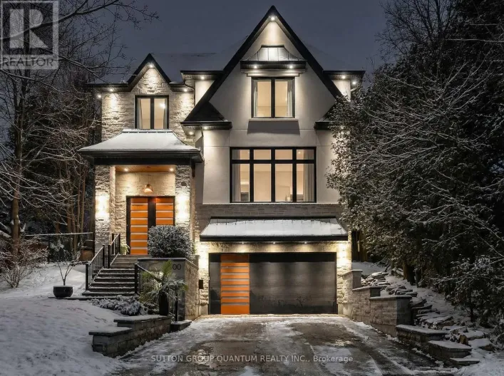 700 HILLCREST ROAD, Pickering