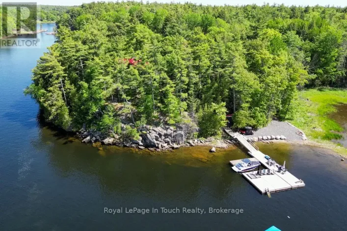 700 ISLAND 980 / DEER ISLAND, Georgian Bay