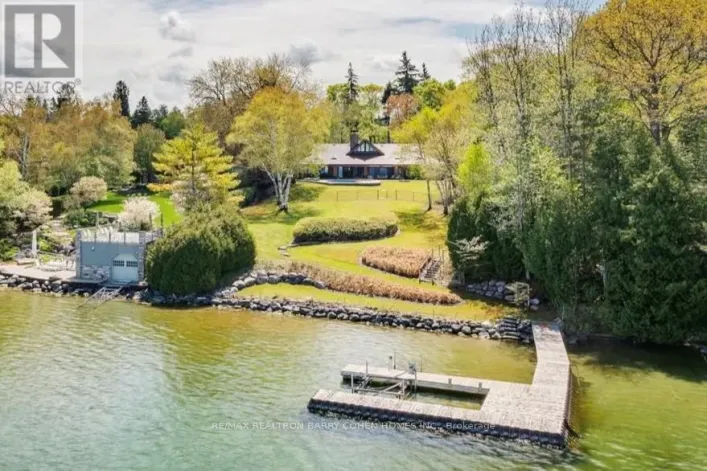 700 LAKE DRIVE N, Georgina